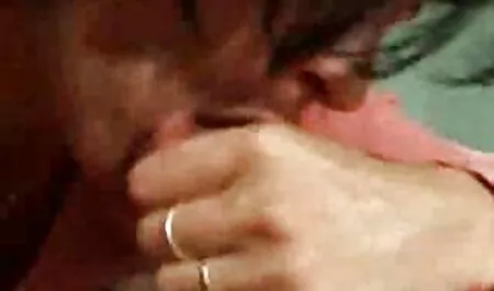 魅惑的な隣人は若い金髪と結婚しました 女性 の ため エロ ビデオ
