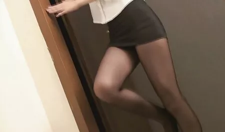 汚れた肛門の取得とともに忙しいslut アダルト ビデオ 女性 が 見 たい