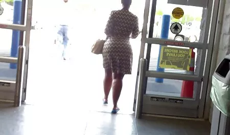 彼女は穴に犯されるまで自分自身をマッサージ師に吸い込ま 女の子 用 エロ ビデオ